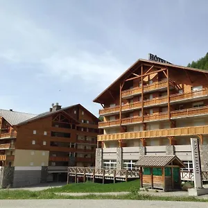 https://les-terrasses-de-allos.fr-provencehotel.com