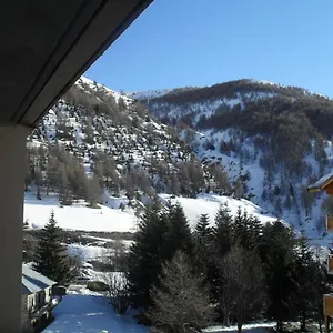 https://les-terrasses-de-allos.fr-provencehotel.com